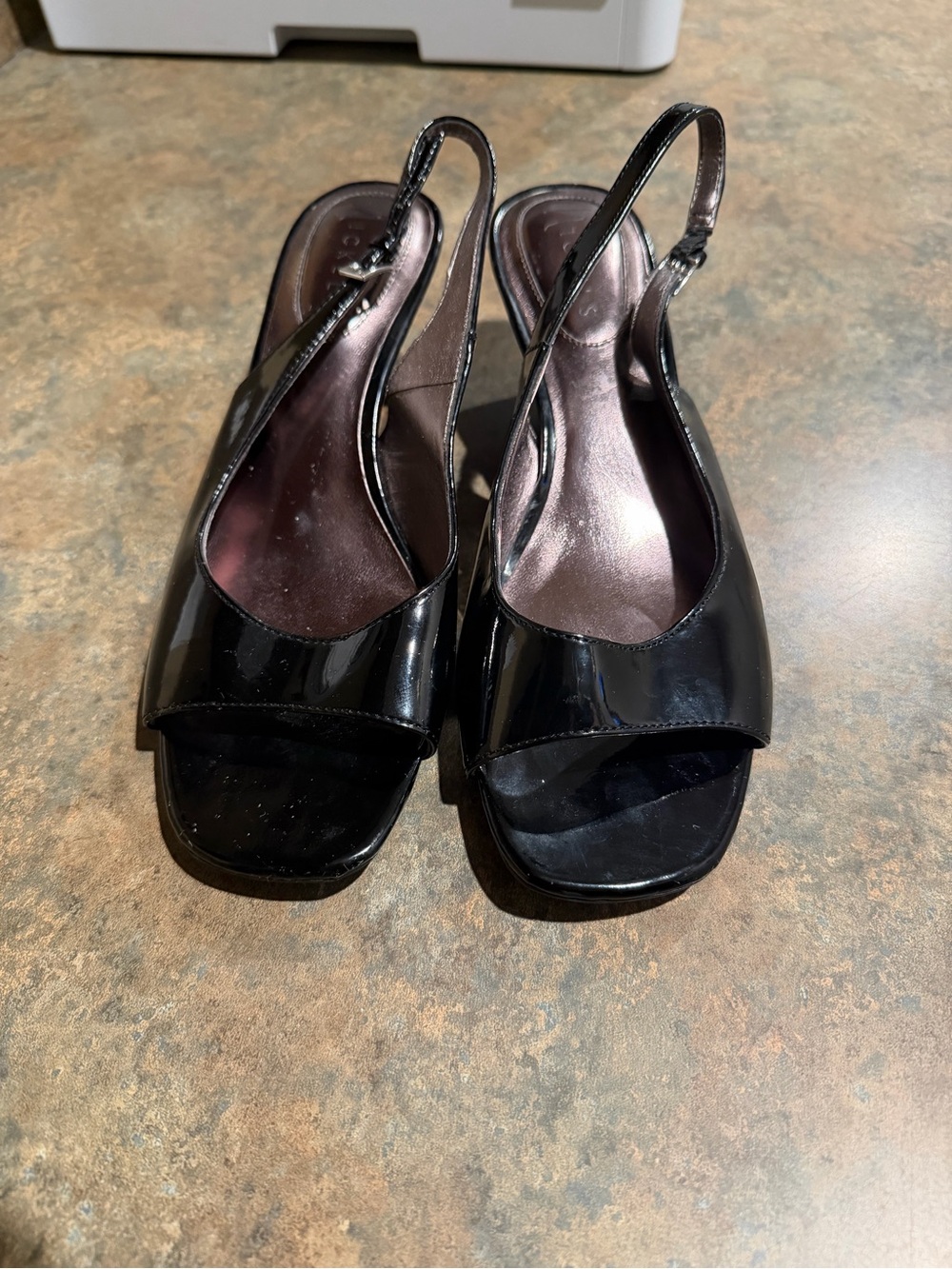 Source Unknown Black Patent Slingback Peep-Toe Heels